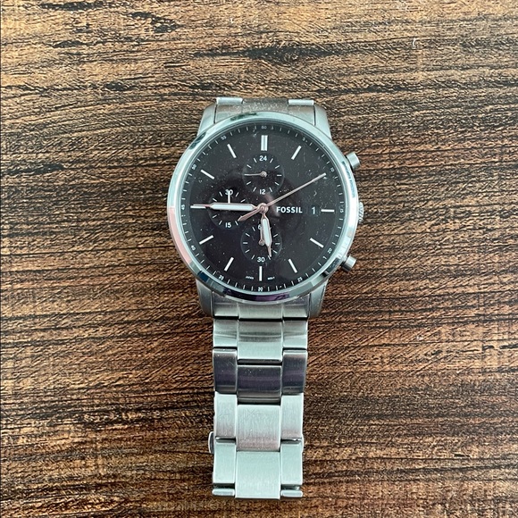 Fossil Black Dial Silver Band Watch - Picture 1 of 3